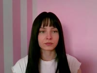 I’m a girly and playful girl who loves changing styles and surprising people. One day I can be soft and cute, another day alternative or coquettish – I love experimenting with different vibes.Music is a big part of my life. I listen to almost everything – pop, rap, rock and more. I also enjoy fashion and styling, cooking good food, watching movies and series, and learning about psychology and personal development.