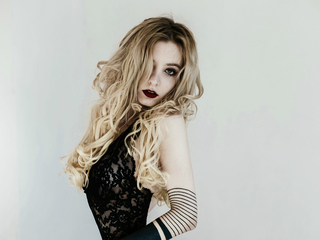 hot cam girl AngelikaMoebius