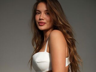 camslut topless CammieLosecco