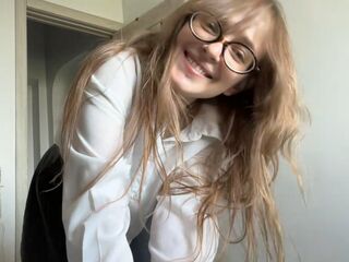 webcam striptease EmiliaWeber