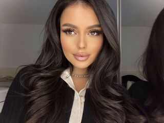 camgirl masturbating JasmineHille