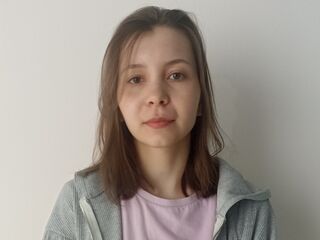 live webcam performer LindaParkins