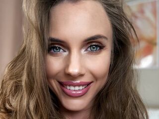 naked girl with webcam fingering pussy MichelleRouz