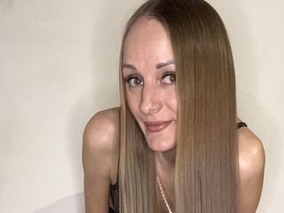 adult cam show MonaLika
