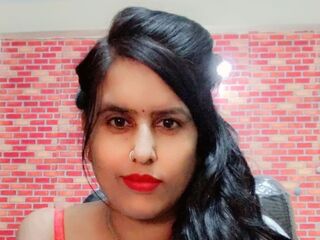 webcam striptease show SaraConway