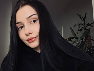 chat with cam TeneshaLaton