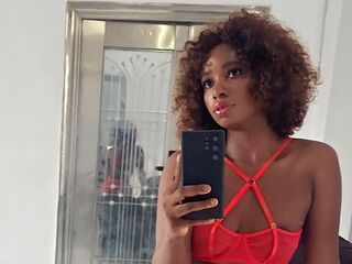 hot girl webcam photo LuluWilde