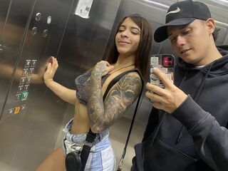 camgirl having anal sex DayanandCarlos