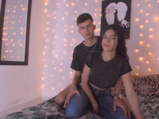 live camgirl handjob SarahandMarck