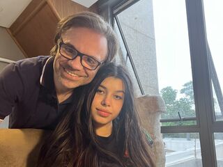 adult webcam ViktorAndPenny