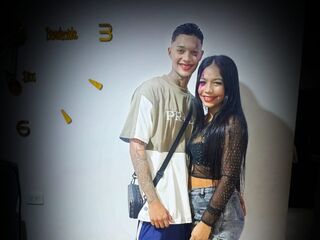 hot webcam photo YuleimysAndAlex