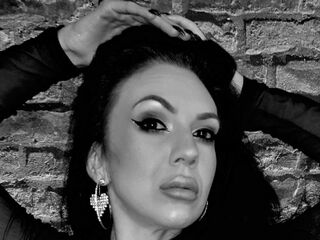 camgirl foot fetish sex chat SabrianneBlack