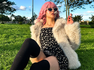 camgirl bdsm show SaskiaVellour