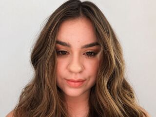 live webcam model AlexandraThornt