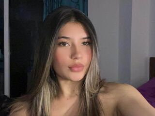 hot webcam slut AmberEdward
