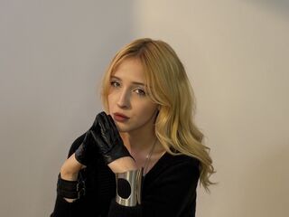 camgirl masturbating AmeliaHatta