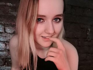 camgirl masturbating with vibrator AnnetteHunter