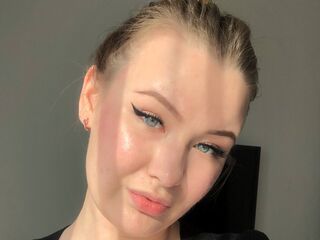 camgirl masturbating ArlettaVatter