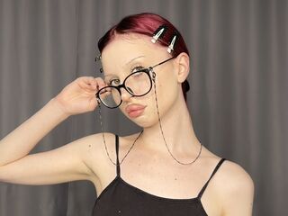 camgirl showing tits AvaLorne