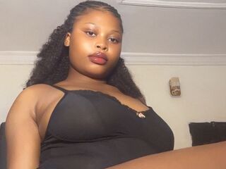 chat room BellaVine