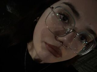 camgirl photo BettyWatkins