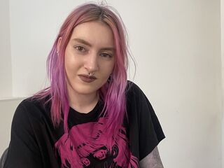 topless webcamgirl BonnieRide