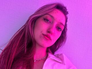 webcamgirl BrandieBeninati