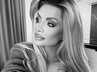 free chat room BriannaReynold