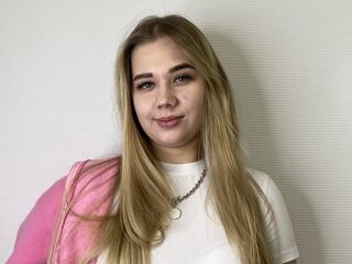 camslut topless CathernLoven