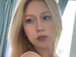 fingering camgirl CeciliaWhithrock