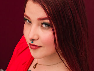 camgirl playing with sextoy CelesteCottes
