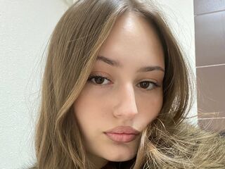 naughty cam girl ChauPoling