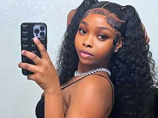 nude web cam ChristabelBella