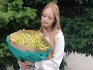 camgirl video chat ChristieBrozyna