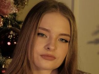 camgirl chatroom CindiBrunot
