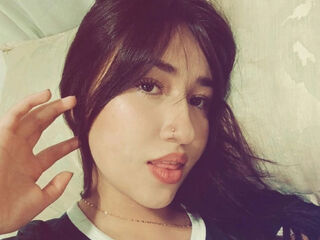 camgirl spreading pussy ClaireThomas