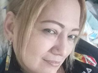camgirl chat room ClauPhillips