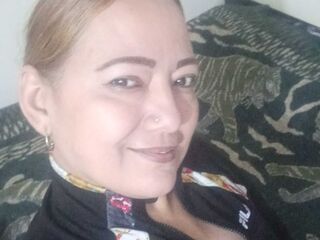 girl naked ClauTaylor