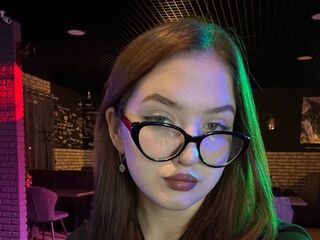 cam girl masturbating with sextoy CrisRealbuto