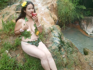 kinky webcam model CrystalLara