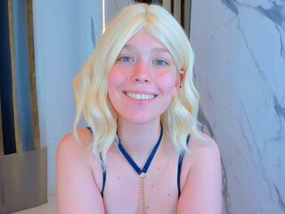 live webcam girl DarelleEdge