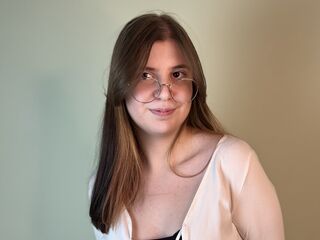 camslut video DebbraAdonis