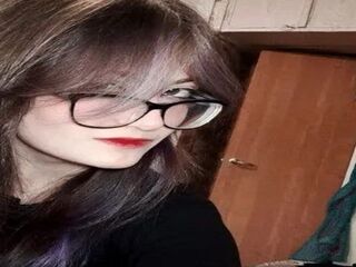 adultcam DeberaWoodsmall