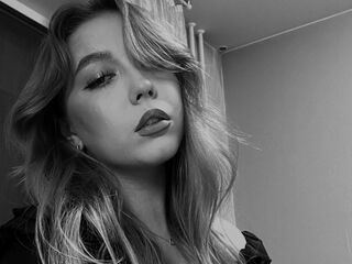 webcam chatroom DevonaDalal