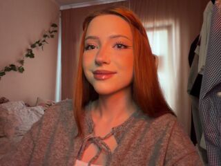 webcam strip tease show DianniLinell