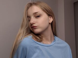 webcam babe EdinaBurtt