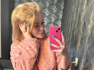 hot cam girl ElizabethCamaro
