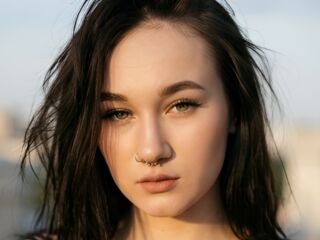 nude camgirl pic EllaVietor