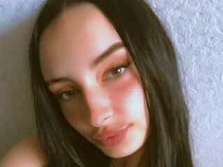 beautiful webcam girl ElvaFudge