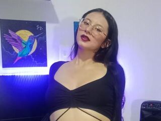 naughty camgirl masturbating with vibrator EmberCullen